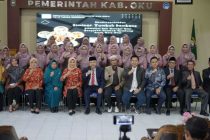 Sekda OKU H. Achmad Tarmizi Melantik Pengurus Persatuan Orang Tua Murid dan Guru (PMOG) dan Membuka Seminar Pendidikan Anak Usia Dini TK Islam Terpadu Tunas Cendikia Baturaja